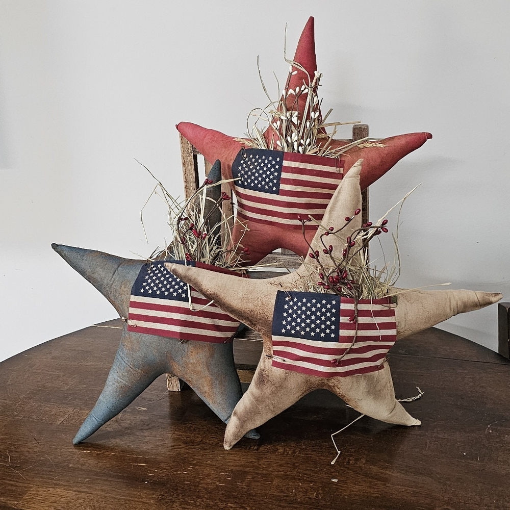 Primitive Rustic Grungy Americana Star Trio Handmade Patriotic